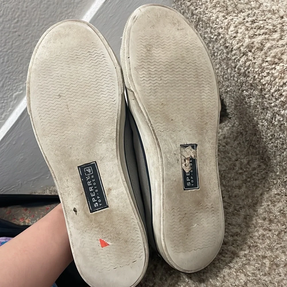 Women’s Sperry Shoes - Picture 3 of 4
